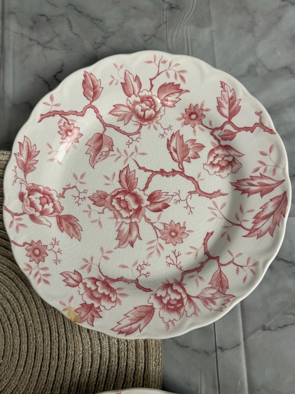 Vintage Pink Red Floral Ironstone Dinner Plates Set of 4 Cottagecore Shabby Chic - Picture 9 of 12